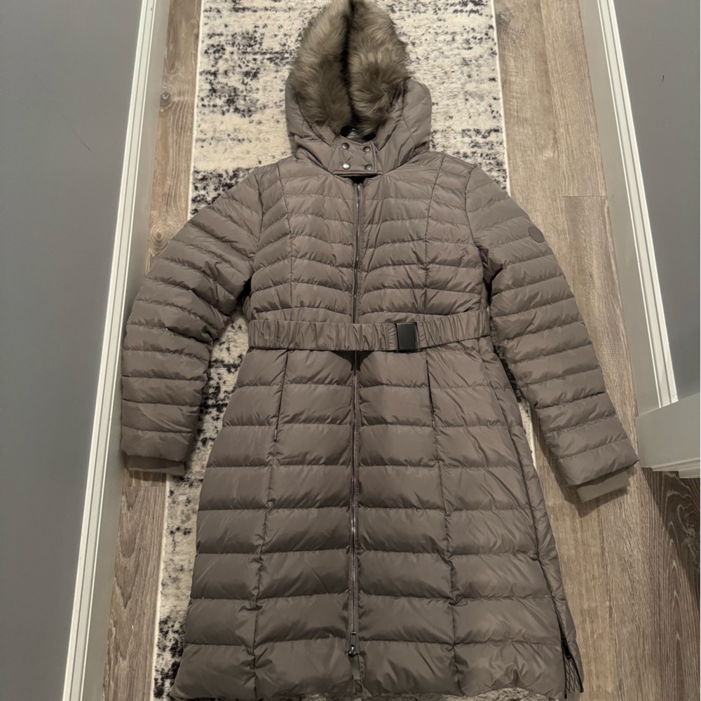 Seraphine Gray Puffer Coat with Faux Fur Hood